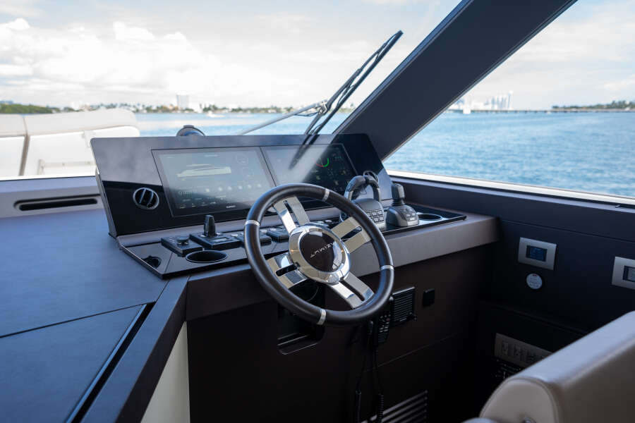 57ft Azimut Yacht For Sale