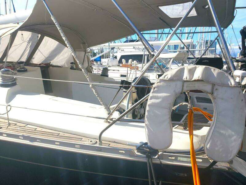 INVICTUS 45ft Jeanneau Yacht For Sale