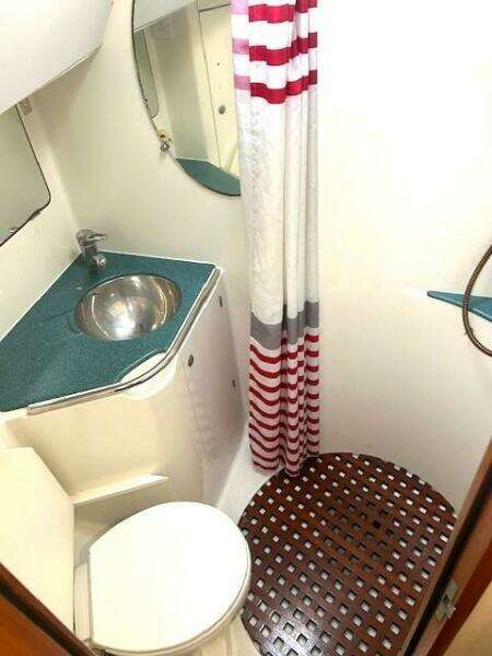 INVICTUS 45ft Jeanneau Yacht For Sale