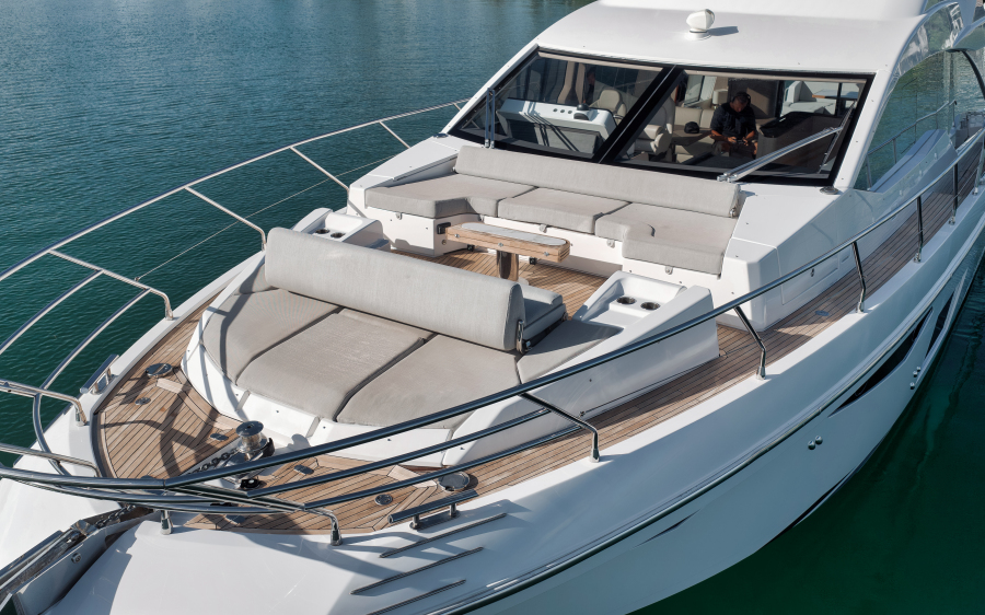 60' 2022 Azimut FLYBRIDGE