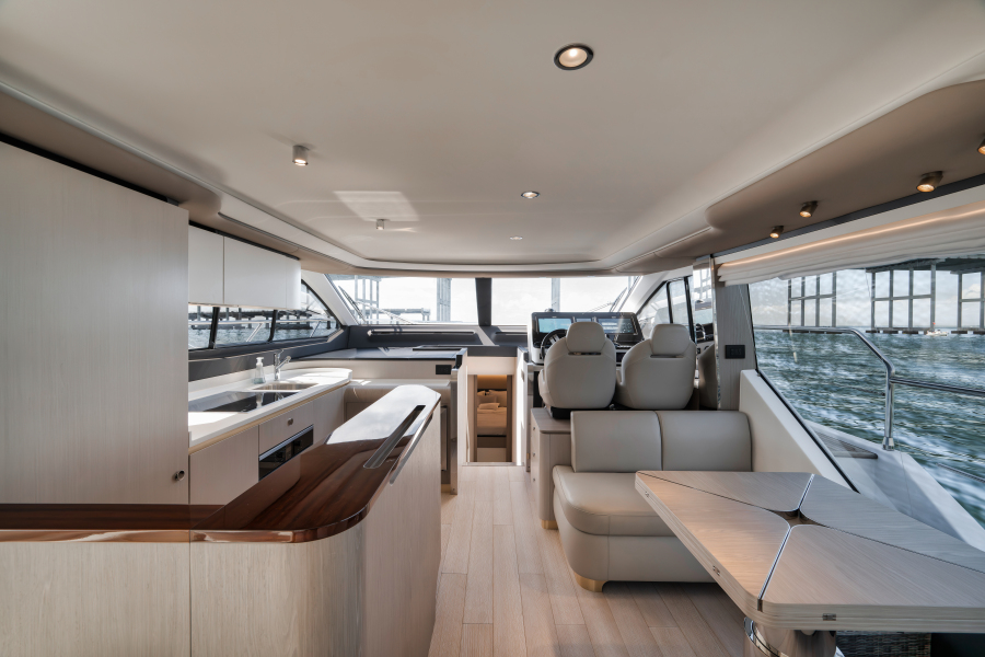 60' 2022 Azimut FLYBRIDGE