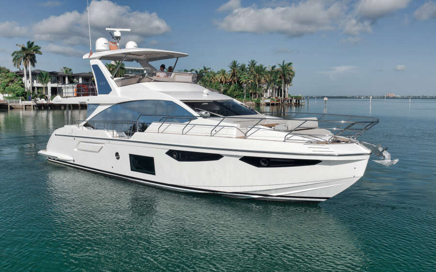 60ft Azimut Yacht For Sale