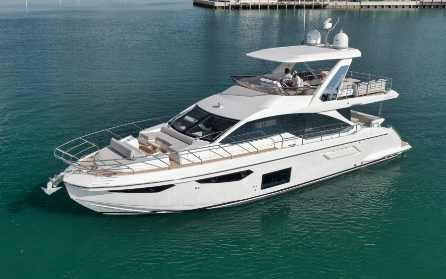 60' 2022 Azimut FLYBRIDGE