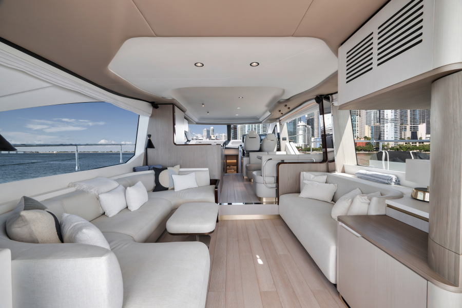 60' 2022 Azimut FLYBRIDGE