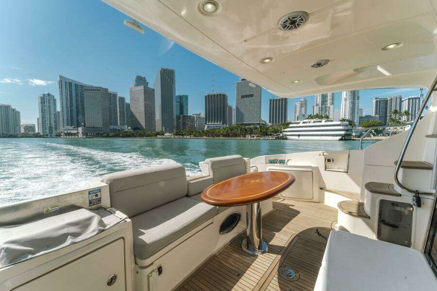 PRIME TIME 48ft Azimut Yacht For Sale