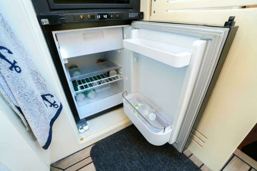 SANGRIA 35ft Astondoa Yacht For Sale