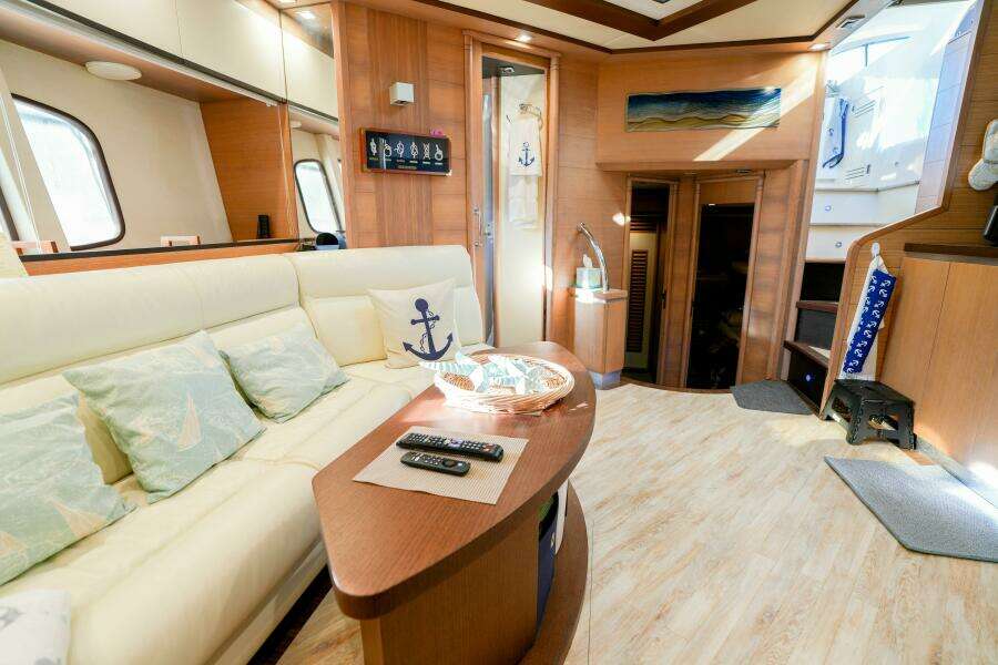 SANGRIA 35ft Astondoa Yacht For Sale