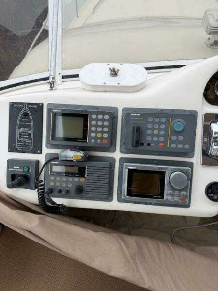 40ft Sea Ray Yacht For Sale