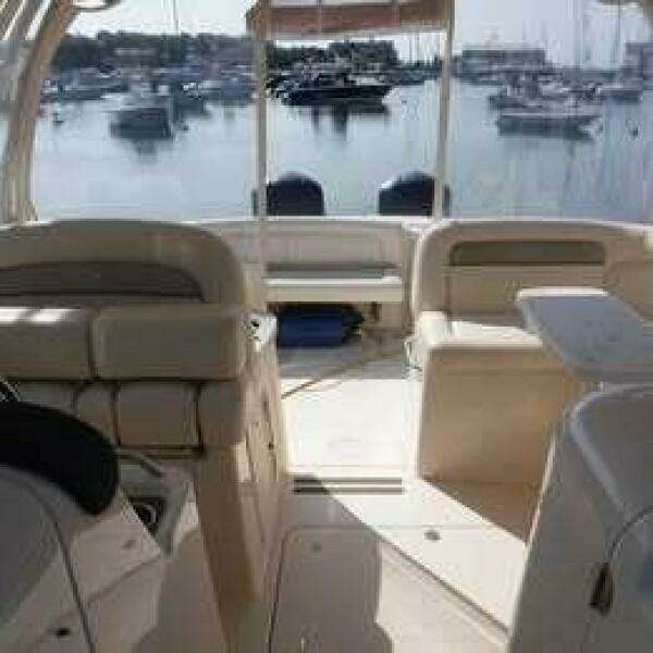 33ft Grady White Yacht For Sale