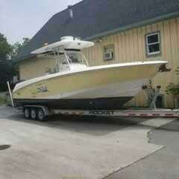 32ft Boston Whaler Yacht For Sale