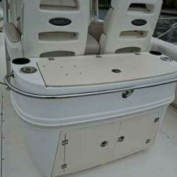 32ft Boston Whaler Yacht For Sale