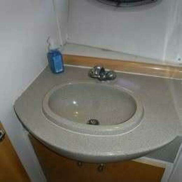 35ft Carver Yacht For Sale