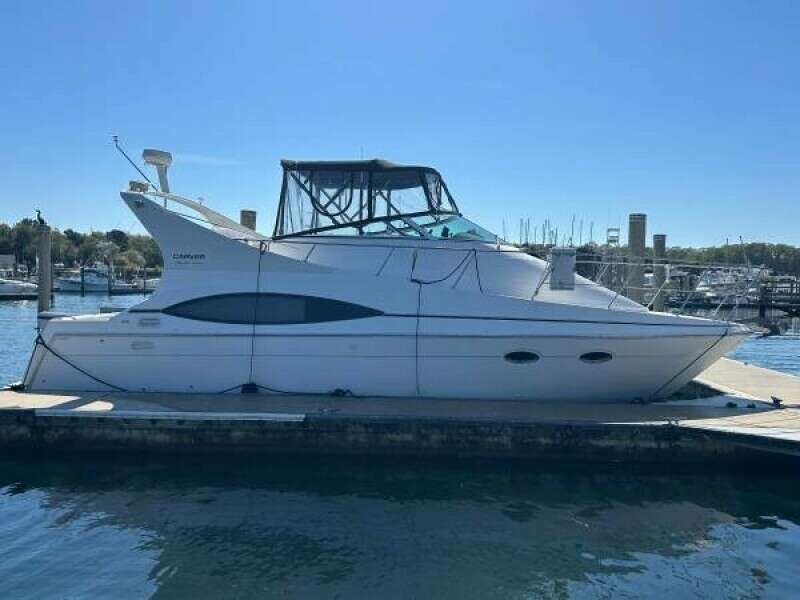 35ft Carver Yacht For Sale
