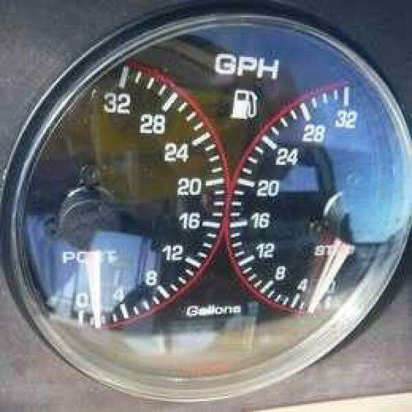 35ft Carver Yacht For Sale