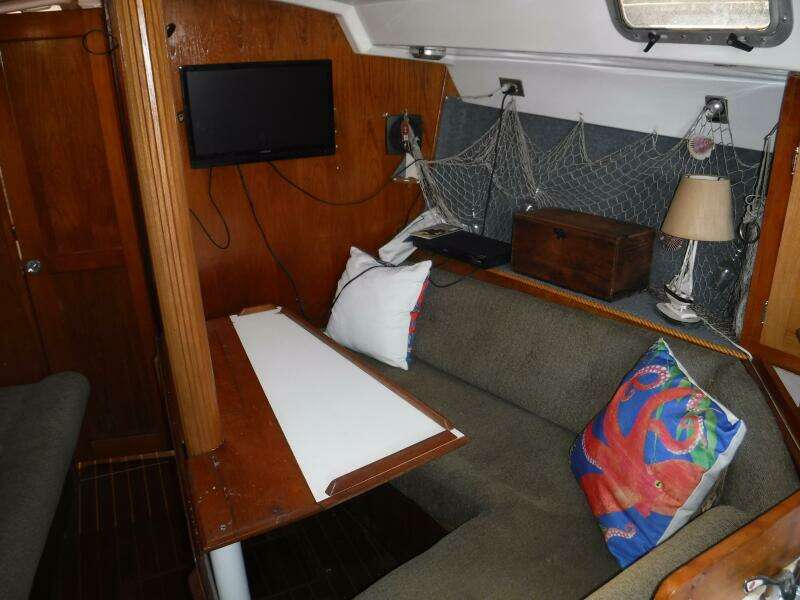 40ft Hunter Yacht For Sale