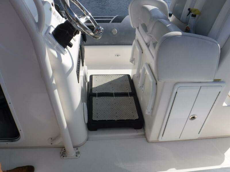 28ft Zodiac Yacht For Sale