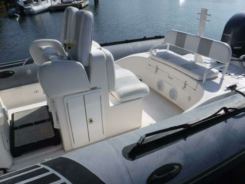 28ft Zodiac Yacht For Sale