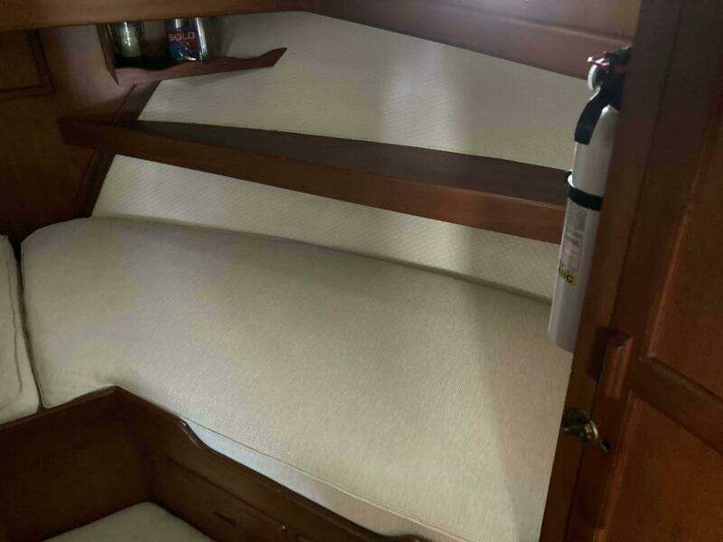 36ft Albin Yacht For Sale