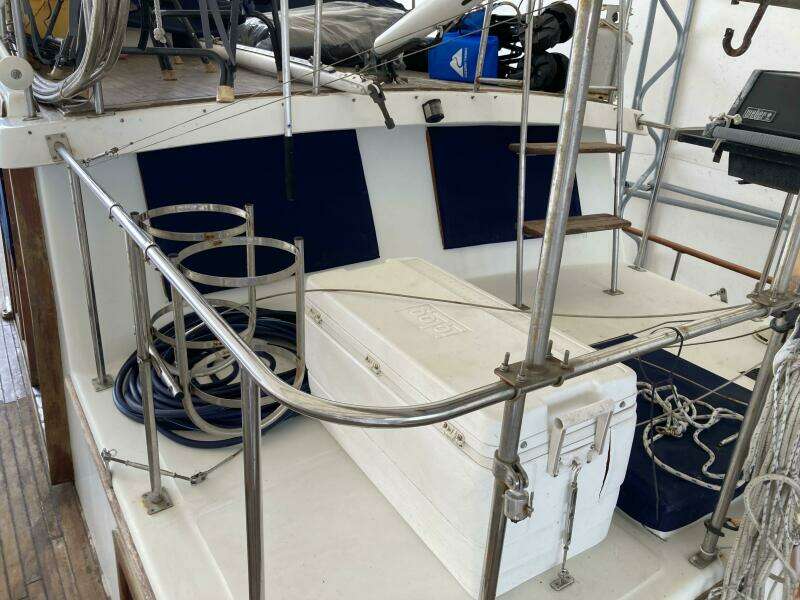 36ft Albin Yacht For Sale
