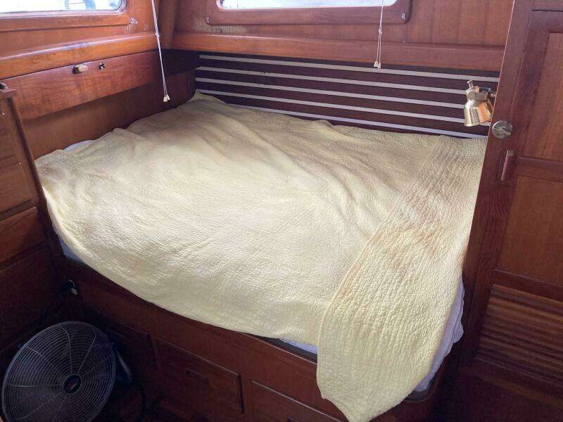 36ft Albin Yacht For Sale