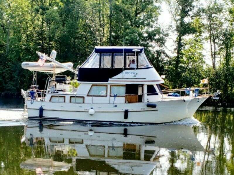 36ft Albin Yacht For Sale