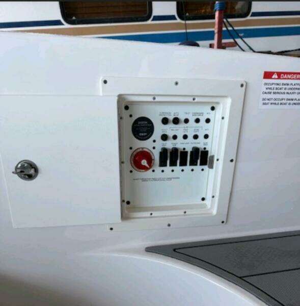 27ft Chaparral Yacht For Sale