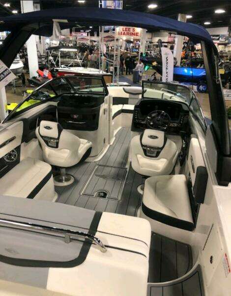 27ft Chaparral Yacht For Sale