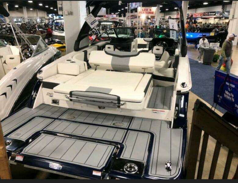 27ft Chaparral Yacht For Sale