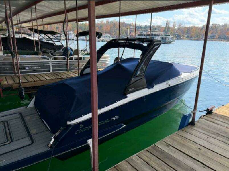 27ft Chaparral Yacht For Sale