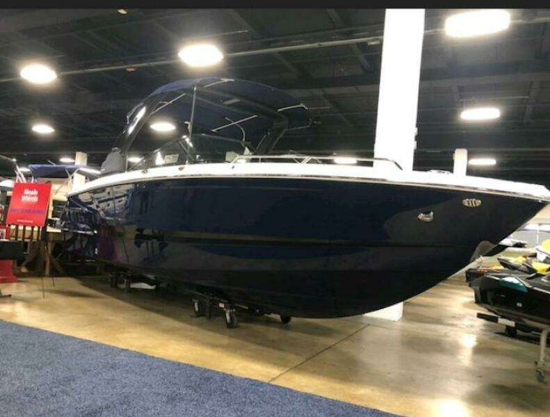 27ft Chaparral Yacht For Sale