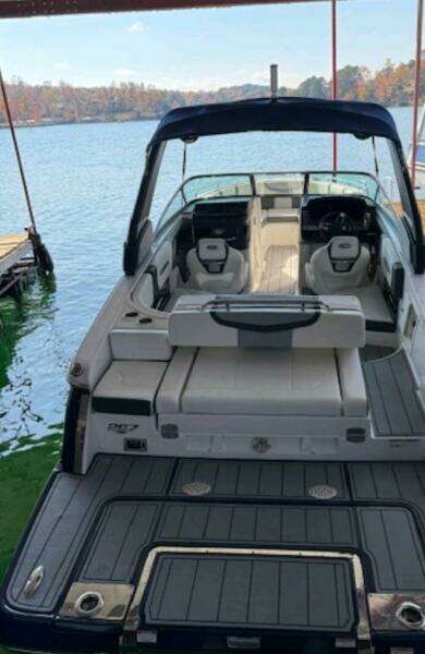 27ft Chaparral Yacht For Sale