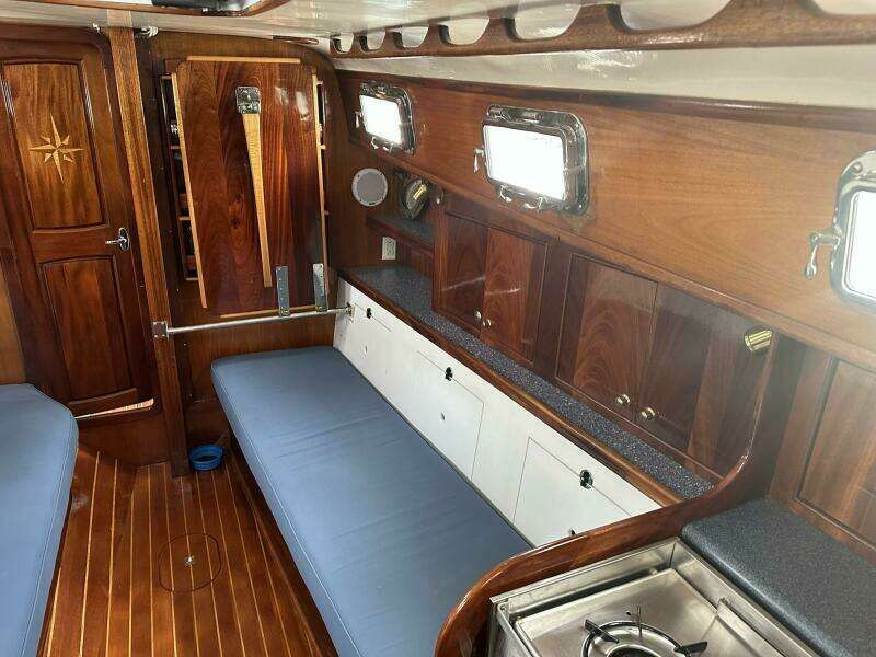 Cara Mia 31ft Southern Cross Yacht For Sale