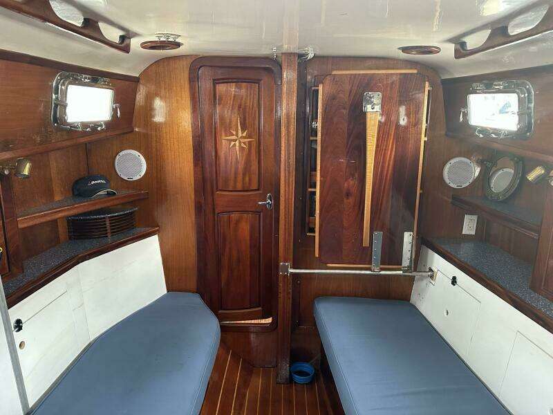 Cara Mia 31ft Southern Cross Yacht For Sale