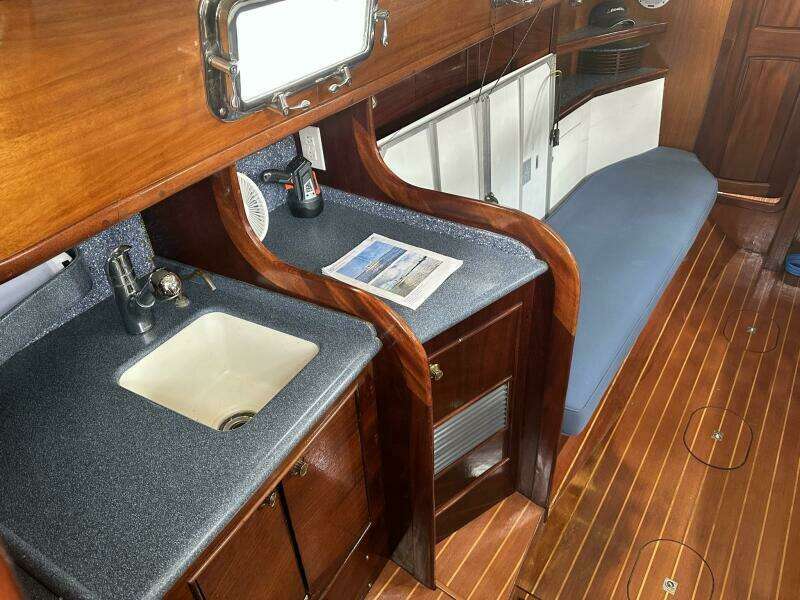 Cara Mia 31ft Southern Cross Yacht For Sale