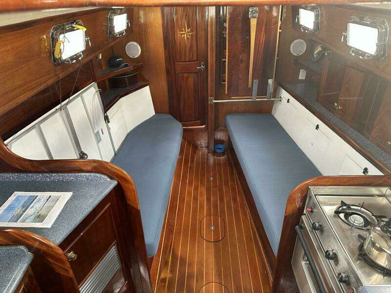 Cara Mia 31ft Southern Cross Yacht For Sale