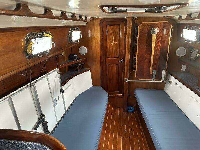 Cara Mia 31ft Southern Cross Yacht For Sale