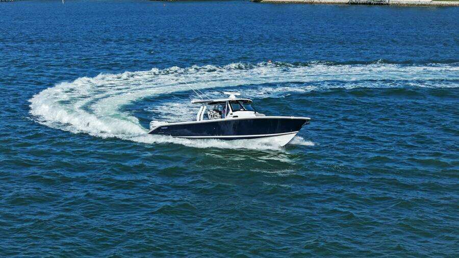 2024 Pursuit S 358 Sport - Profile 