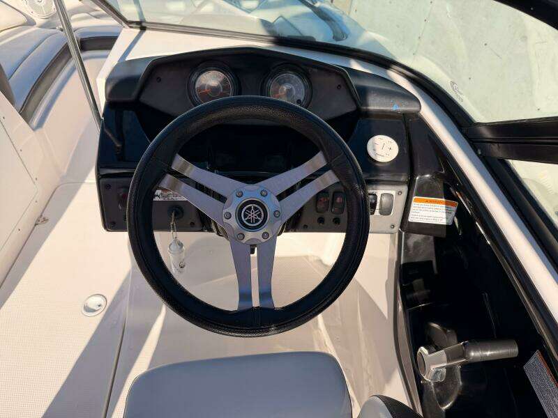 19ft Yamaha Boats Yacht For Sale