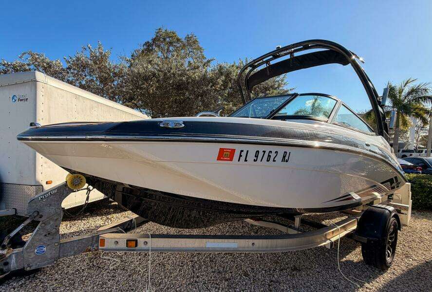 19ft Yamaha Boats Yacht For Sale