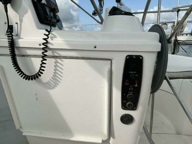 34ft Hunter Yacht For Sale