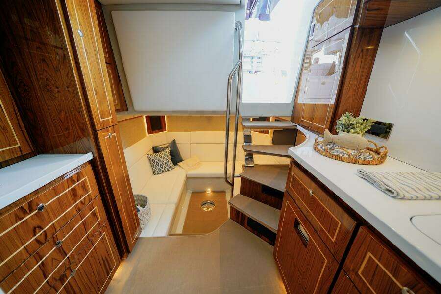 56ft HCB Yacht For Sale