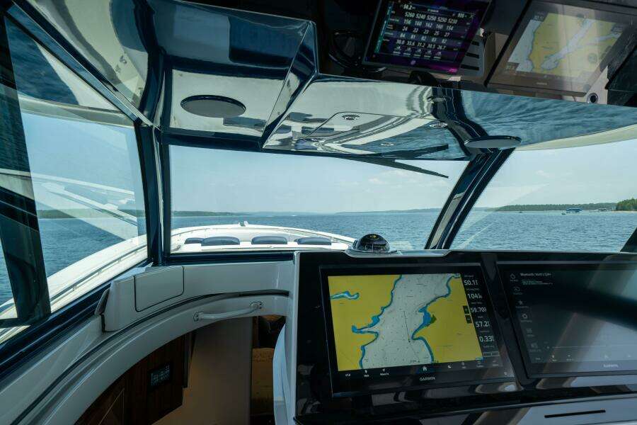 56ft HCB Yacht For Sale