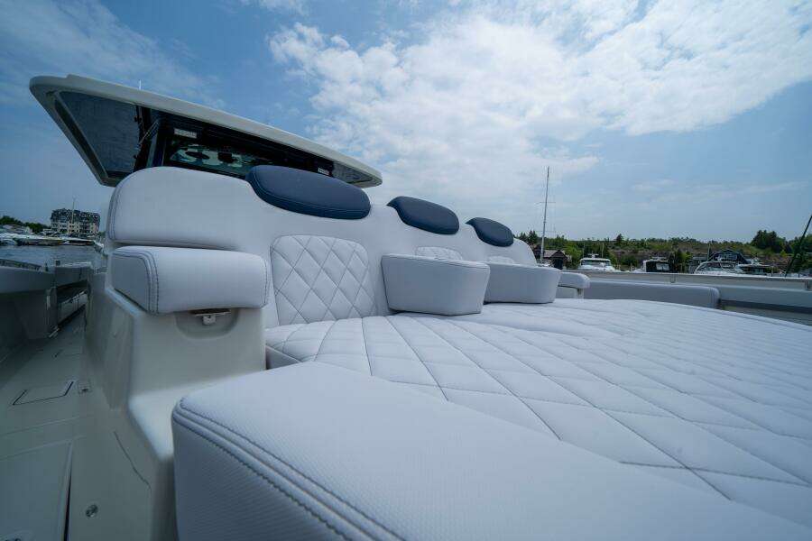 56ft HCB Yacht For Sale