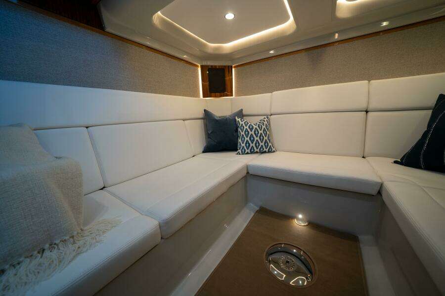 56ft HCB Yacht For Sale