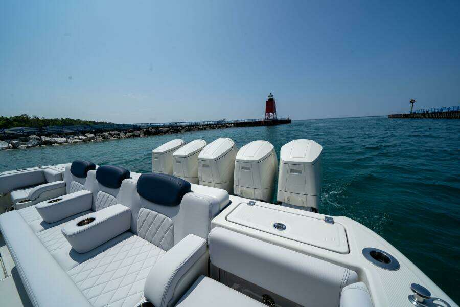 56ft HCB Yacht For Sale