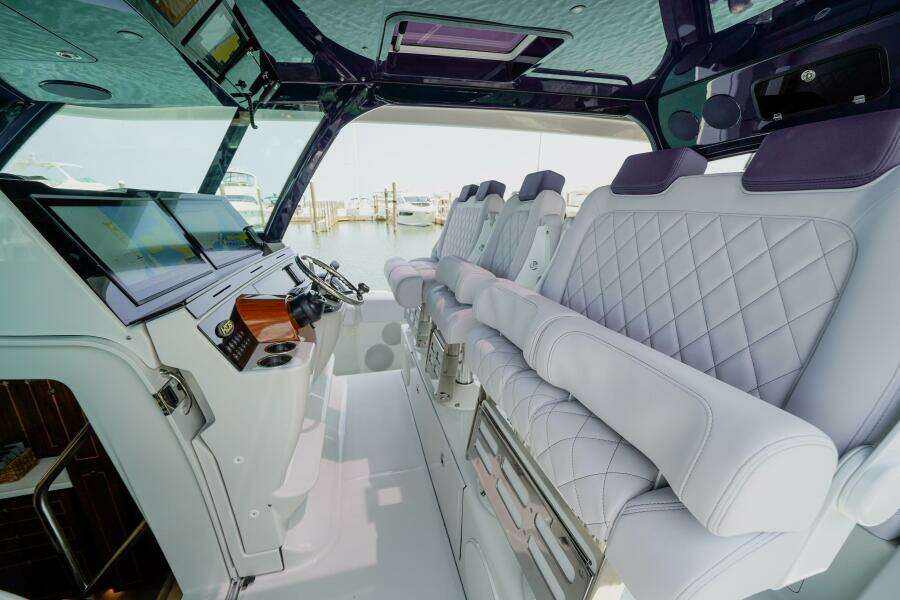 56ft HCB Yacht For Sale