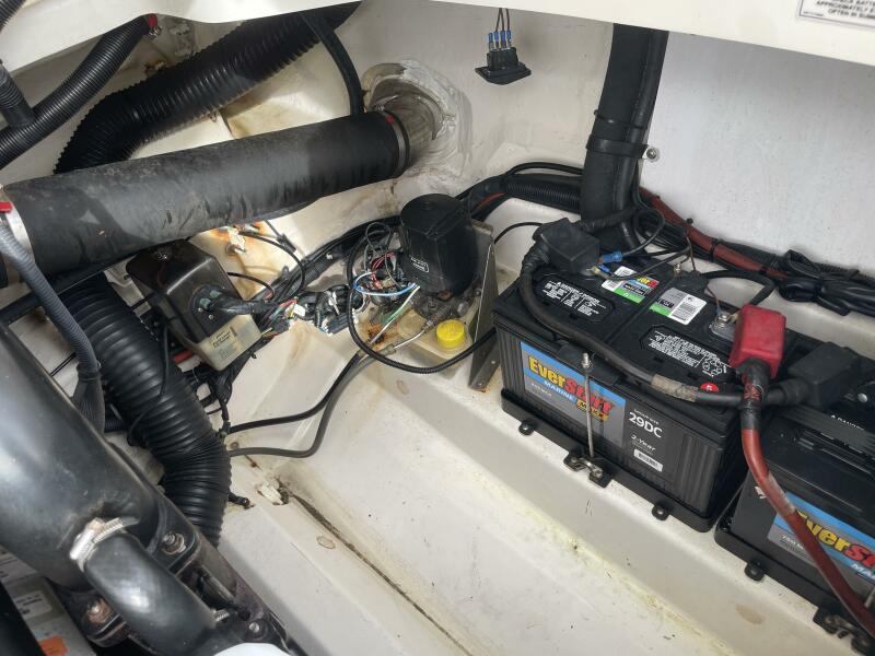 27' 2008 Sea Ray 270 SLX