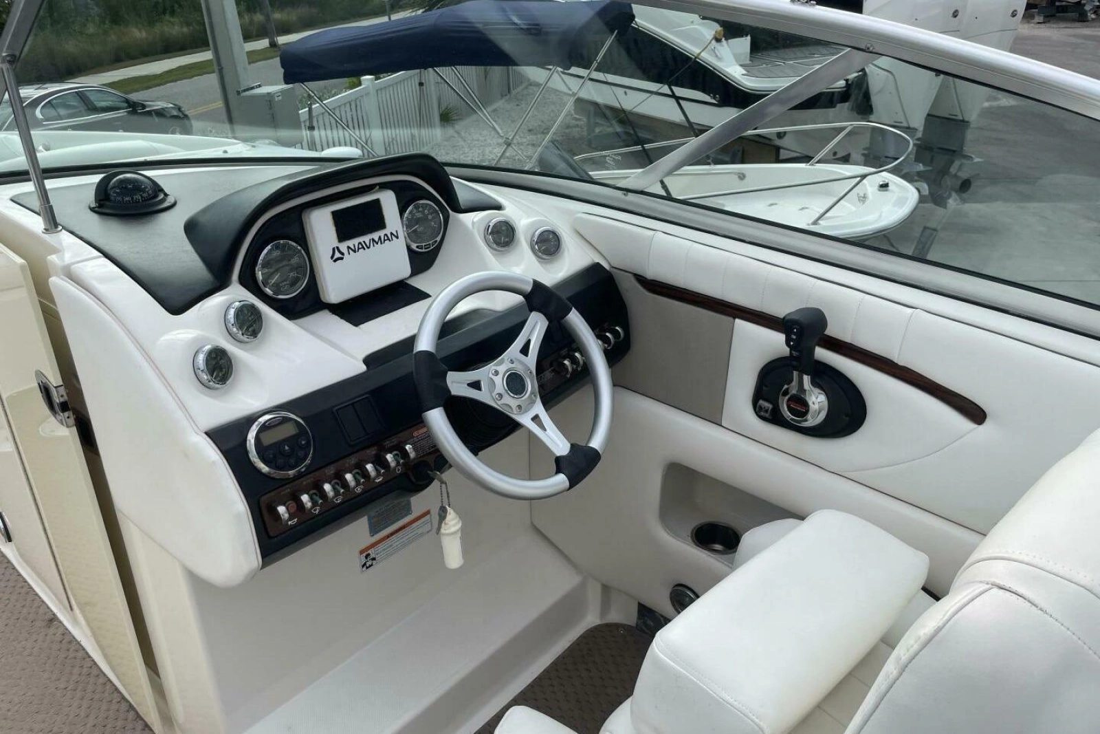 2008 Sea Ray 270 SLX