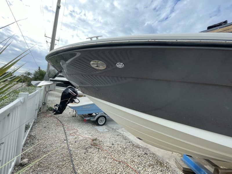 27' 2008 Sea Ray 270 SLX