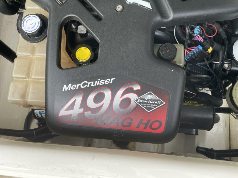 27' 2008 Sea Ray 270 SLX